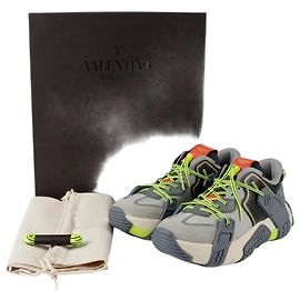 Valentino Baskets Garavani taille Multicolore