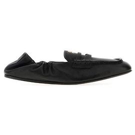 Miu Miu Mocasines de cuero Nappa Negro