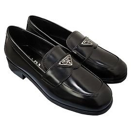 Prada Mocassins en cuir brossé avec logo Triangle de la Factory Noir