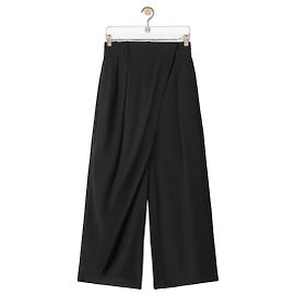 Loewe Pantalones de Algodón Cortos Envueltos Negros Negro