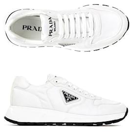 Prada Tênis de nylon Branco