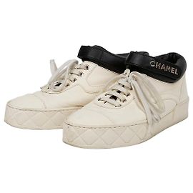Chanel High Top Sneakers Größe Weiß