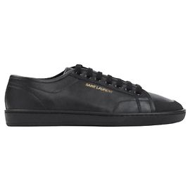 Saint Laurent Tênis de ginástica em couro liso Preto