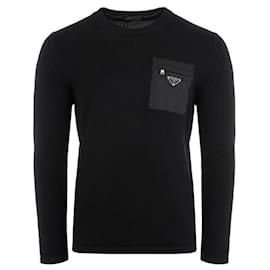 Prada Suéter preto de lã com patch de nylon Preto