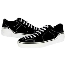 Baskets perforées Givenchy en cuir noir Noir