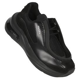 Prada Baskets en cuir brossé Noir