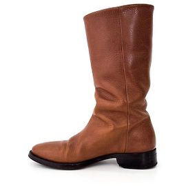 Saint Laurent Botas Longas Clássicas de Couro Marrom Marrom