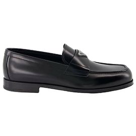 Prada Mocassins de couro escovado com logo triangular Preto