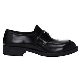 Prada Mocasines de cuero cepillado con logo triangular Negro