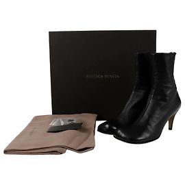 Bottega Veneta Größe der Stiefeletten Schwarz