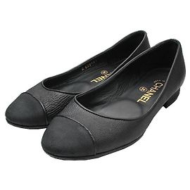 Chanel Black Captoe Leather Flats Black