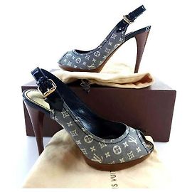 Louis Vuitton Denim-Monogramm-Pumpsandalen Blau