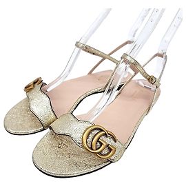 Sandali Gucci Marmont D'oro