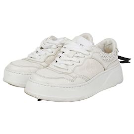 Gucci GG Präge-Sneaker Weiß