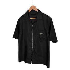 Prada Giacca camicia a maniche corte con zip in Re-Nylon con logo triangolare multi-logo per uomo - Nero Nero