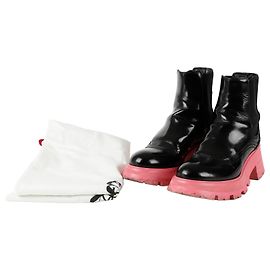 Alexander Mcqueen Wander Chelsea Stiefel Größe Schwarz