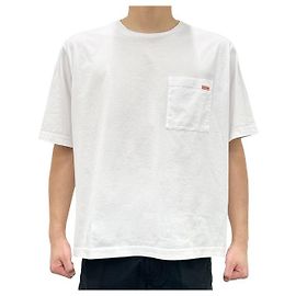 Camiseta Optic White com logo rosa Acne e bolso Rosa