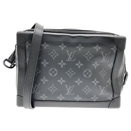 Borsa a Spalla Soft Trunk Monogram Eclipse di Louis Vuitton Nero