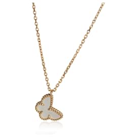Pendentif Papillons Doux en Or Jaune et Nacre de Van Cleef & Arpels Autre