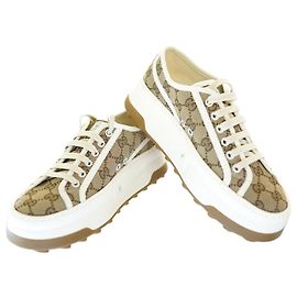 Gucci Sneakers da donna in tela beige Marrone