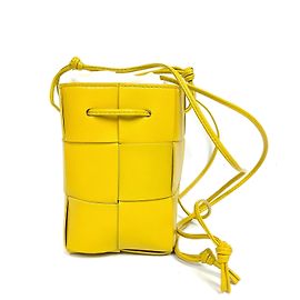Bottega Veneta Mini borsa a secchiello Cassette Giallo