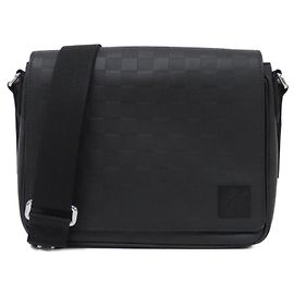 Schultertasche District PM Damier Infini Louis Vuitton Schwarz