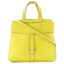 Bolsa 2 em 1 Hermès Arzan 31 em Taurillon Clemence Amarelo