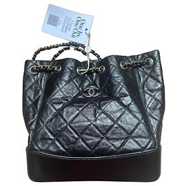 Borsa a secchiello Chanel Gabrielle in pelle nera Nero