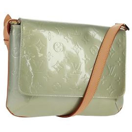 LOUIS VUITTON Sac Thompson Street Monogram Vernis Gris M91008 LV Auth am10567V Gris