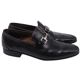 Mocassins Gancini em couro preto da Salvatore Ferragamo Preto