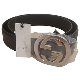 Gucci GG Monogram Buckle. Black Silvery
