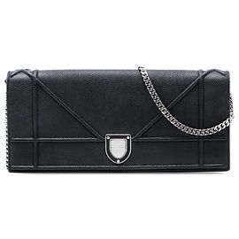Clutch Pochette Diorama de piel de ternera granulada negra Dior Negro