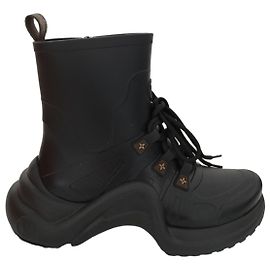 Louis Vuitton Archlight High-Top Sneakers in Matte Black Rubber Black