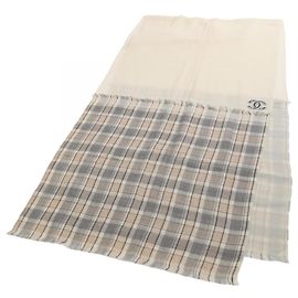 Stola in cashmere Chanel grigia e avorio Marrone Crudo