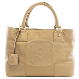 Bolsa de couro dourada Loewe Dourado
