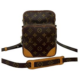 Borsa a spalla mini Pochette Monogram in pelle Louis Vuitton Marrone