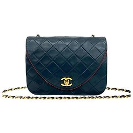 Bolsa de Ombro Chanel Matelassé Coco Mark em Couro de Cordeiro. Vermelho Azul marinho