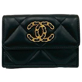 Chanel 19 Coco Mark Lambskin Tri-Fold Wallet Black