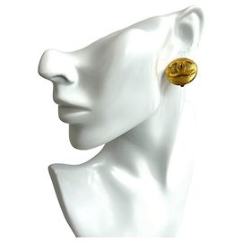 Pendientes Clip Coco Mark de Chanel Dorado
