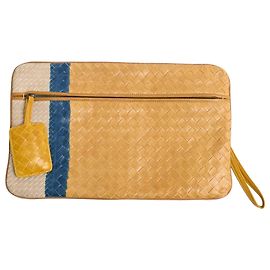 Pochette zippée Intreciatto en cuir jaune de Bottega Veneta Jaune