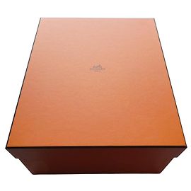 große Hermès-Box für Hermès Birkin 25 Handtasche Modellnummer 1497 Orange
