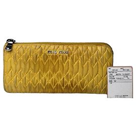 Cartera de cuero Metallasse Miu Miu vintage amarilla Amarillo