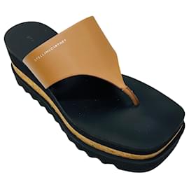 Stella Mc Cartney Sandali con piattaforma Brandy Sneak-Elyse di Stella McCartney Cammello