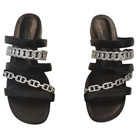 Mules Hermès en cuir noir Noir