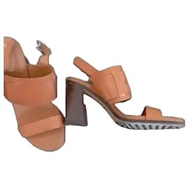 Sandálias de salto alto Tod's em couro camel Camelo
