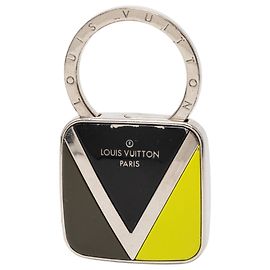 Chaveiro Louis Vuitton Silver Gaston V Twist Prata