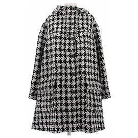 Chanel Houndstooth Wool Coat Black Black