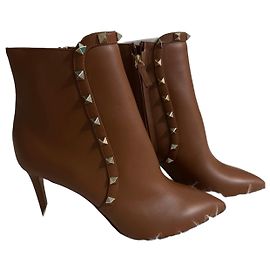 Valentino Garavani Rockstud Ankle Boots Brown