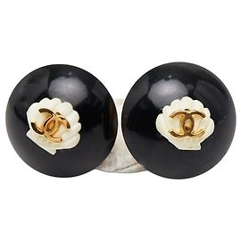 Orecchini vintage a clip Coco Mark Shell di Chanel Nero D'oro