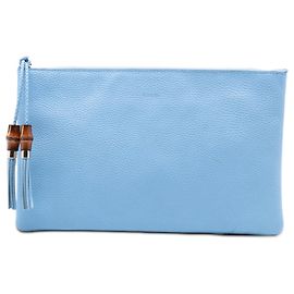 Clutch de couro de bezerro azul com tassel de bambu Gucci Azul Azul claro